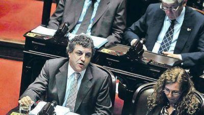El oficialismo se niega a negociar y pidi� sesionar el mi�rcoles