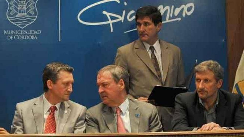 Giacomino amenaza parar obras y abre negociaci�n con Schiaretti