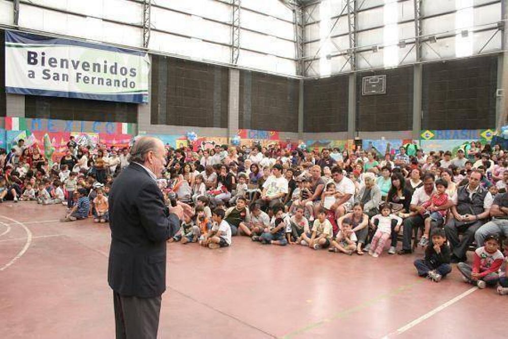 Unas 1500 personas celebraron el "D�a de la Familia" en el CEDEC