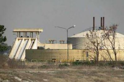 Desde la Municipalidad, insisten que los controles de la Planta Depuradora indican que no hay contaminaci�n del R�o Salado