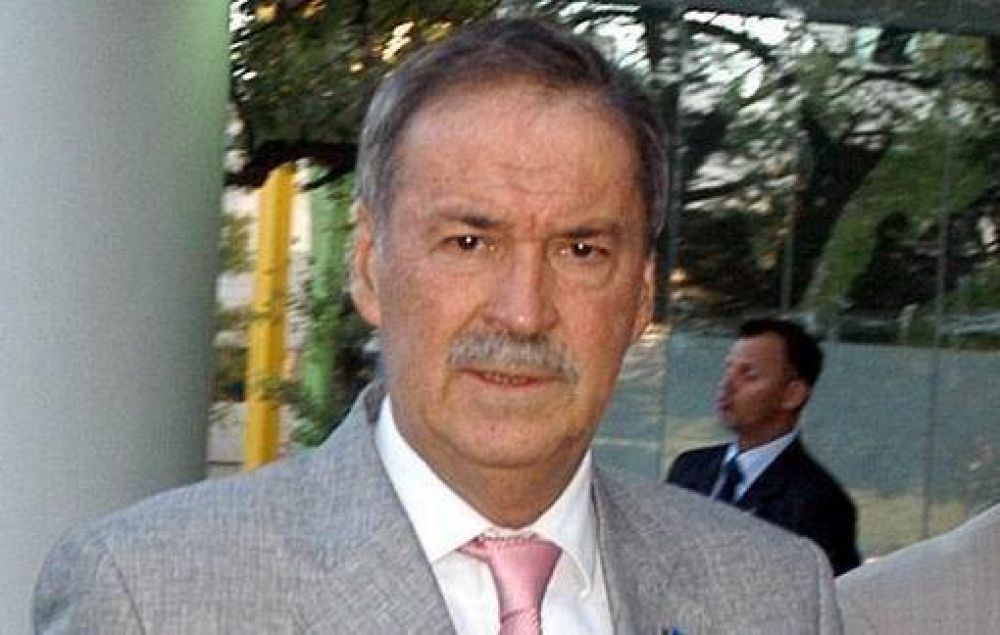Schiaretti no querr�a internas