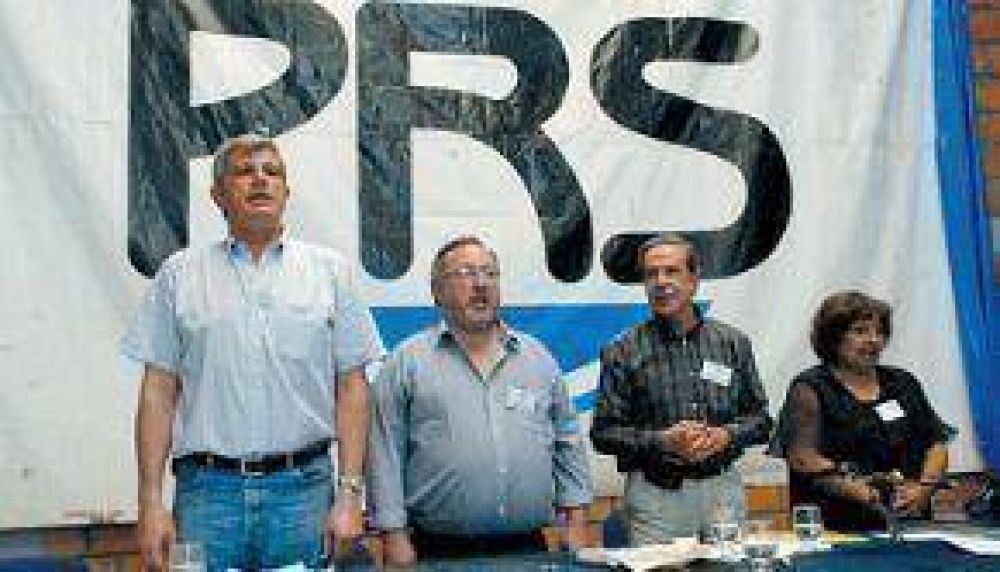Por 73 a 2 la convenci�n del PRS facult� al comit� central a seguir el frente con Urtubey