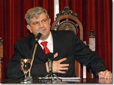 Contundente respaldo de la Convencci�n del Partido Renovador a Gobernador Urtubey