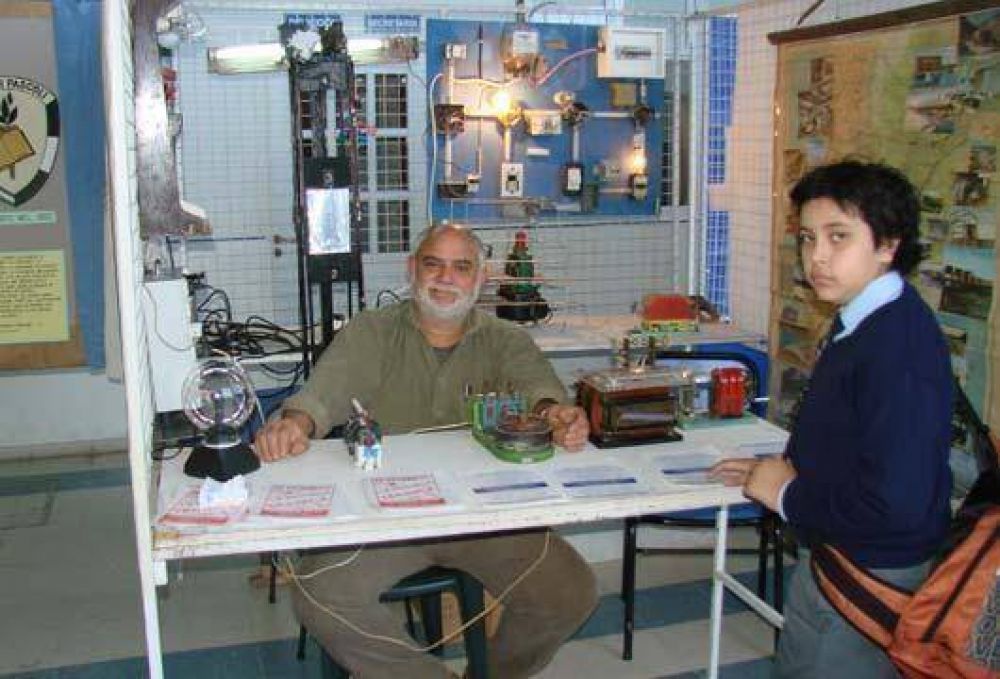Jose C. Paz  Con la educaci�n a la vanguardia