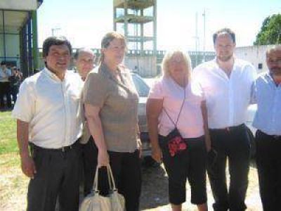 Elisa Carri� y Margarita Stolbizer visitaron el Penal 32 de Varela