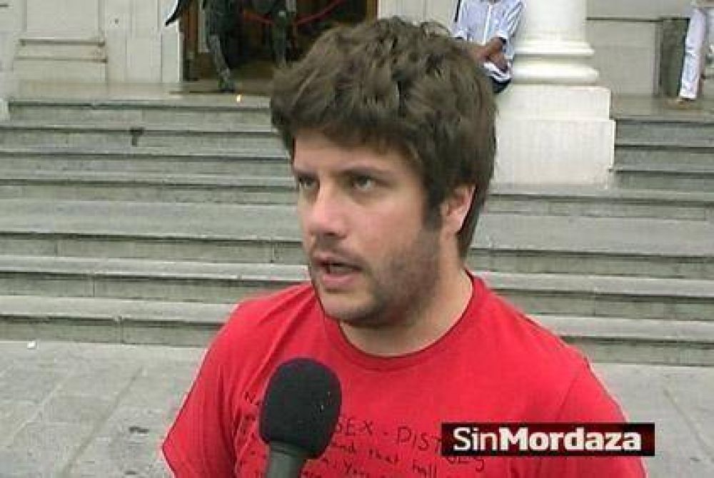 Dura respuesta de la Juventud Radical santafesina a Elisa Carri�