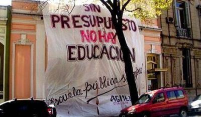 El Congreso de AGMER no defini� paros, pero contin�a su lucha