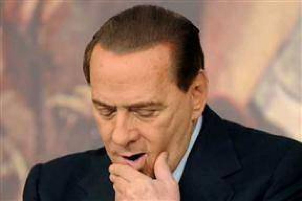 Se precipita la ca�da del gobierno de Berlusconi   