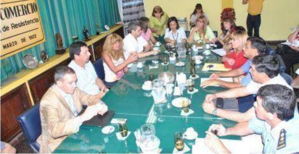 Un pacto para vivir: Pedrini y Ayala trabajar�n en conjunto para evitar vendedores ilegales en la Peatonal