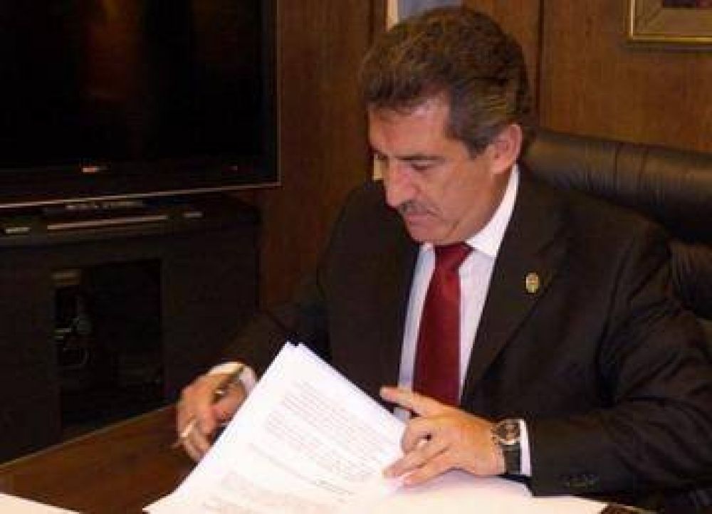 Sergio Urribarri espera otros pases 