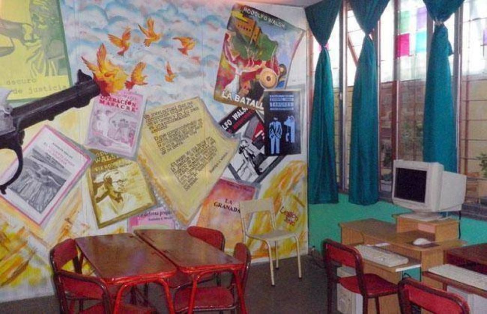 Inauguran la biblioteca y sala de lectura �Rodolfo Walsh� en el penal de Bat�n