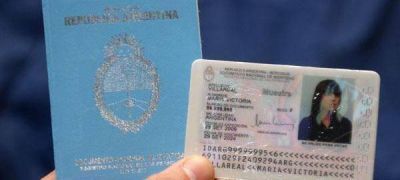Operativo de documentaci�n -DNI- en la Plaza de Mor�n