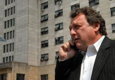 Escuchas ilegales: 'Lo contrat� como abogado no como polic�a'