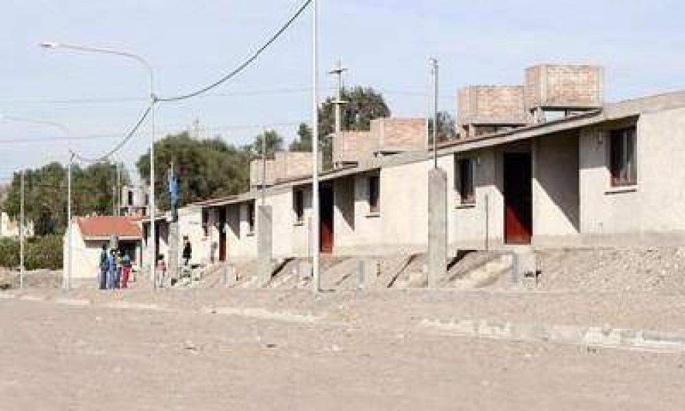 Trabajar�n en una ley de viviendas para todos los sectores sociales