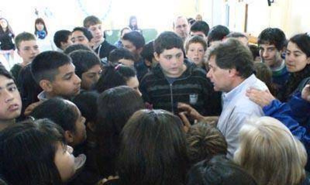 Exigen que se cumpla la actual regulaci�n para la publicidad