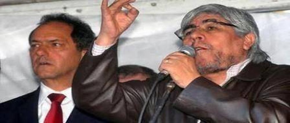D Scioli media en la 'tirante relaci�n' Moyano-PJ para garantizar qu�rum