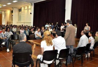 Jos� Eseverri: "Que en la Fiesta los olavarrienses nos encontremos en un lugar p�blico en paz"