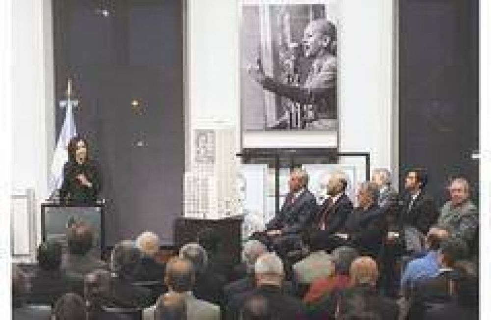 Cristina acord� la paz social con gremios, provincias y petroleras