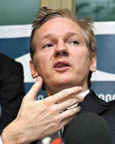 Buscado, el jefe de Wikileaks