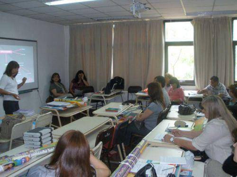 Entregaron materiales did�cticos para educaci�n sexual integral en las escuelas