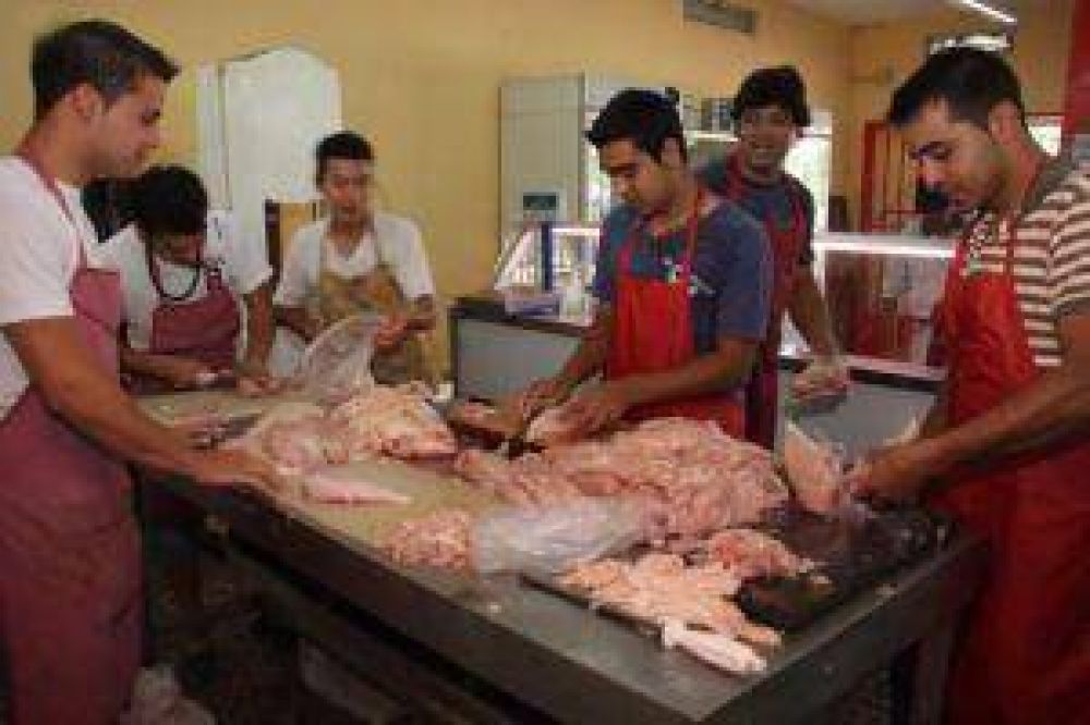 Reconversi�n a la fuerza: dejan de vender productos vacunos por los altos costos
