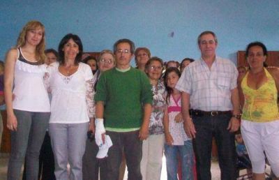 Barrio San Jacinto: Funcionarios Municipales se reunen con integrantes de Sociedades de Fomento. El objetivo es coordinar acciones de trabajo