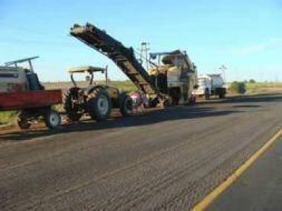 Saladillo-Bol�var: Comenzaron los arreglos en la Ruta 65