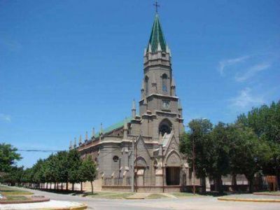 Se entreg� subsidio para mejorar las iglesias