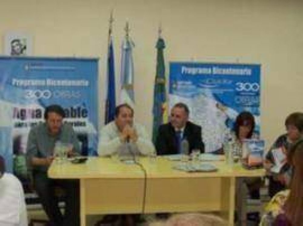 Florentino Ameghino Obras clave: Agua potable y cloacas para Blaquier y Porvernir