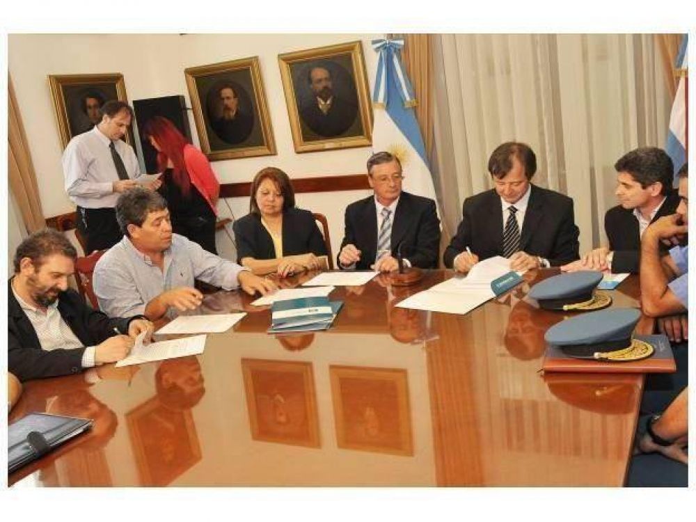 Capacitar�n en la construcci�n a internos de las unidades penitenciarias 