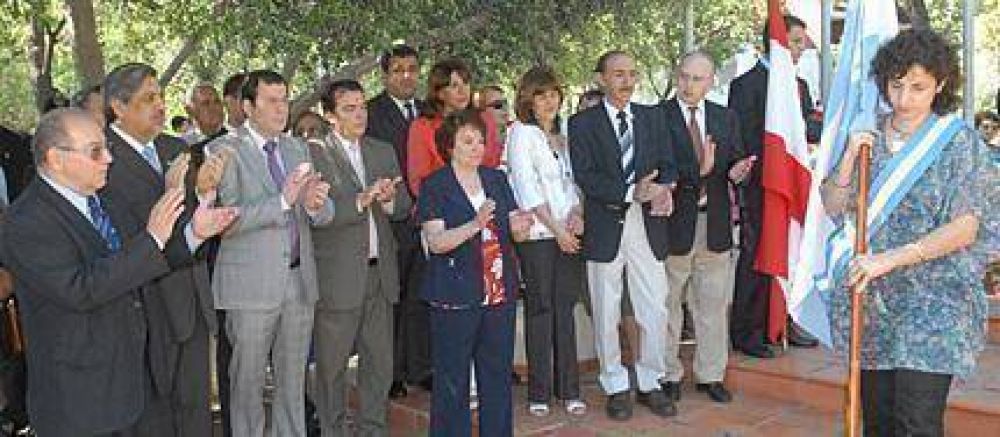 El gobernador particip� de la ceremonia por el aniversario de la Independencia del L�bano 