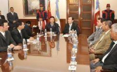 Embajador de China se interesa por fortalecer v�nculos con la Provincia
