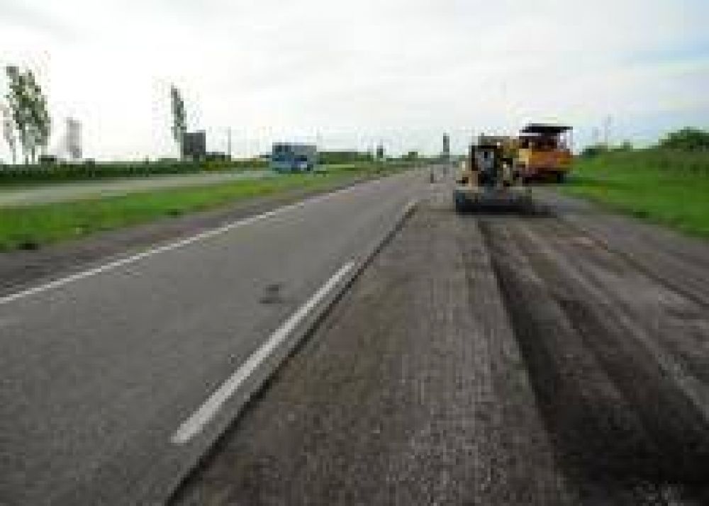 Prosiguen obras de puesta punto en la Autov�a 2