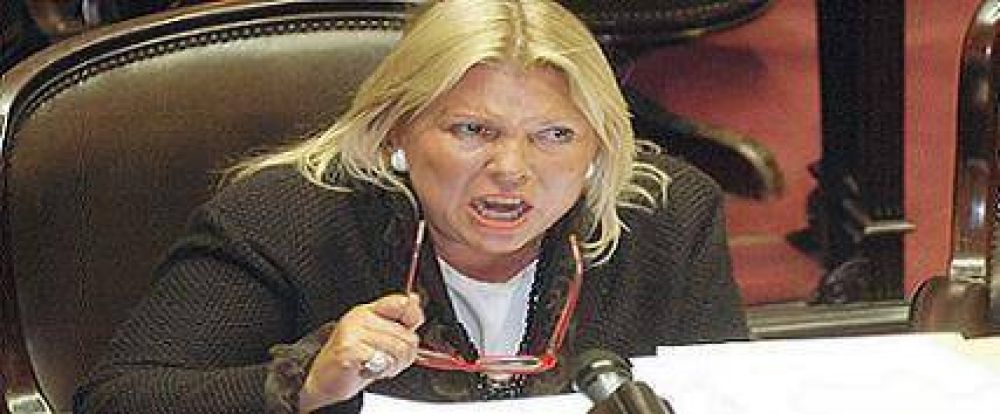 Como en la nacional, Carri� mand� a jugar 'con lo nuestro' en la Provincia