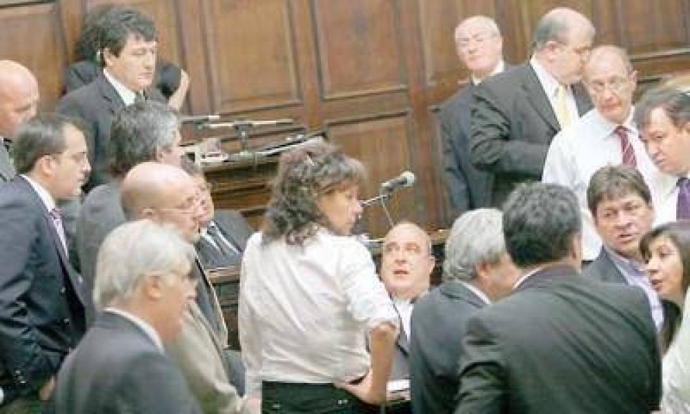 El Senado rechaz� el proyecto de endeudamiento del Ejecutivo