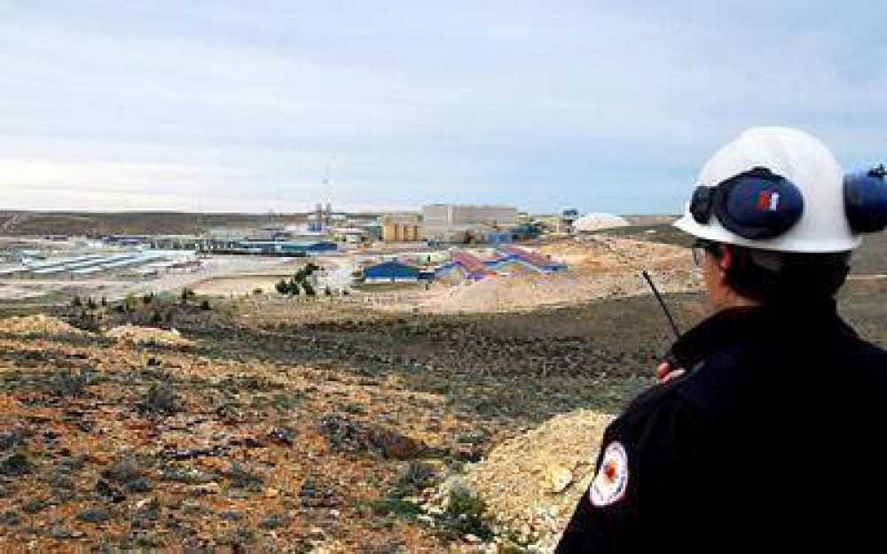 Habitantes de Chubut y otras cinco provincias rechazan la megaminer�a