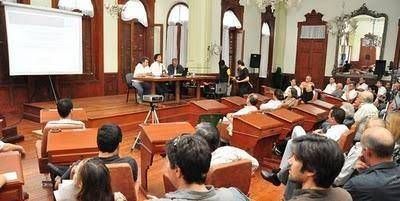 El intendente present� el proyecto para la modificaci�n de veredas en las avenidas