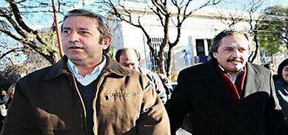 Cobos se definir� en marzo, y desoye desaf�o de Alfons�n para ir a internas