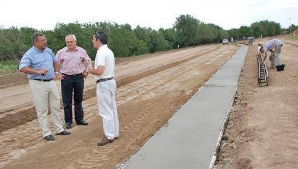 En Villa Mar�a, ya comenzaron las obras de prolongaci�n de la Costanera
