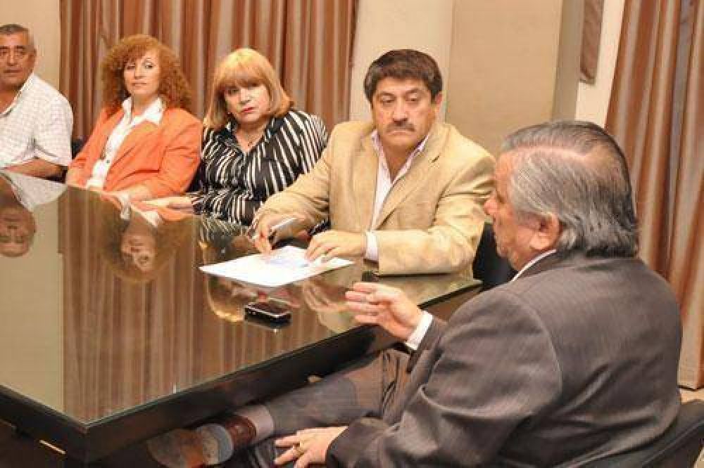 El intendente se reuni� con dirigentes de UTEPSE