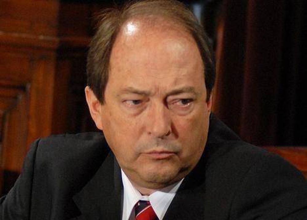 Ernesto Sanz: �Estoy en condiciones personales de ser Presidente�