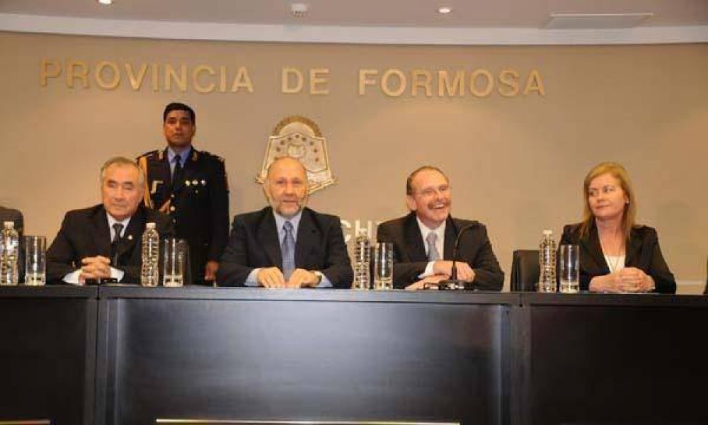 Otra vez Formosa: denuncian que los jueces "son serviles" con el gobernador Insfr�n