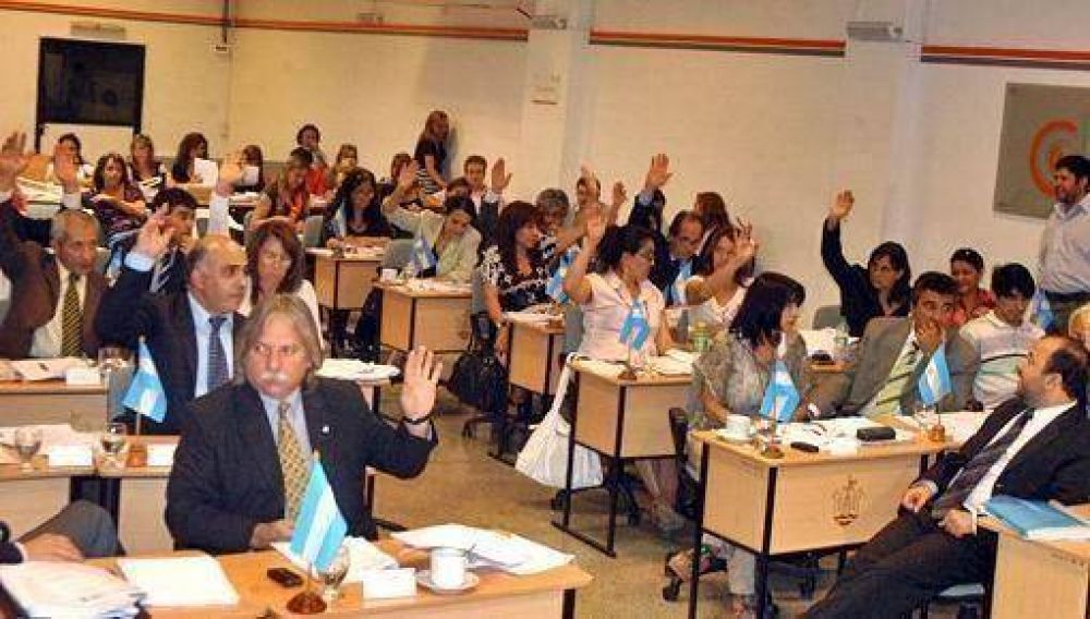 Concejo frena aprobaci�n de Presupuesto municipal 2011