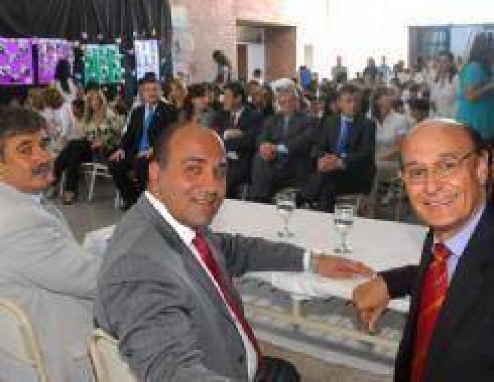 Santiago particip� de encuentro del Plan Nacer en C�rdoba