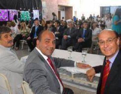 Santiago particip� de encuentro del Plan Nacer en C�rdoba