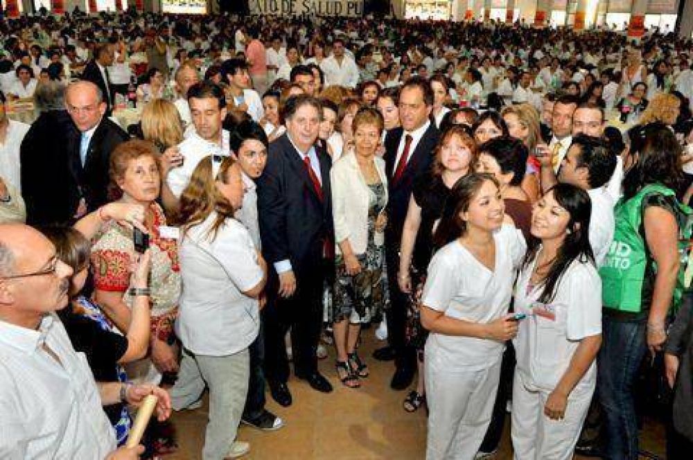 Aumentar�n un 40% el plantel de enfermeros en los hospitales bonaerenses