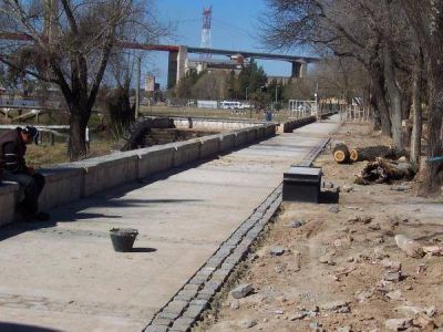 El domingo quedar� inaugurado el Paseo de la Ribera en Costanera