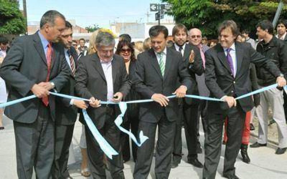 Das Neves elogi� la gesti�n de Mac Karthy en el municipio de Trelew