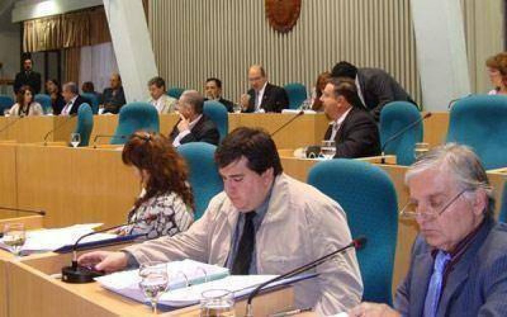 Legislatura aprob� expropiaci�n de 600 hect�reas en El Calafate