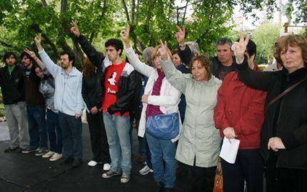 Daniel Rodriguez: �Cada d�a que pasa se agiganta m�s la imagen de Kirchner�